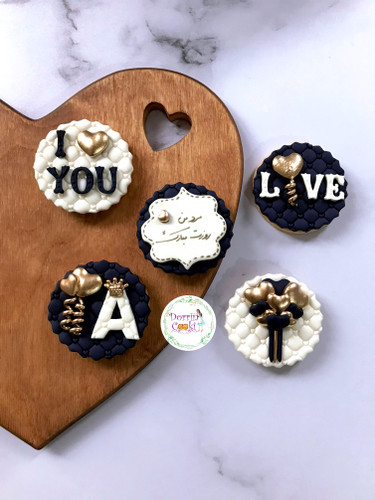 کوکی روز مرد تم سرمه ای طلایی